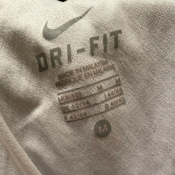 Nike Dri-Fit shorts - Picture 3 of 3